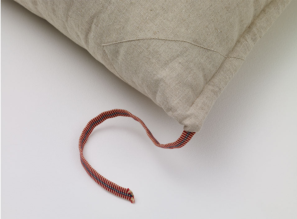 【座布団】　江戸座布団　リネン＆ラミー生地　羽根入り