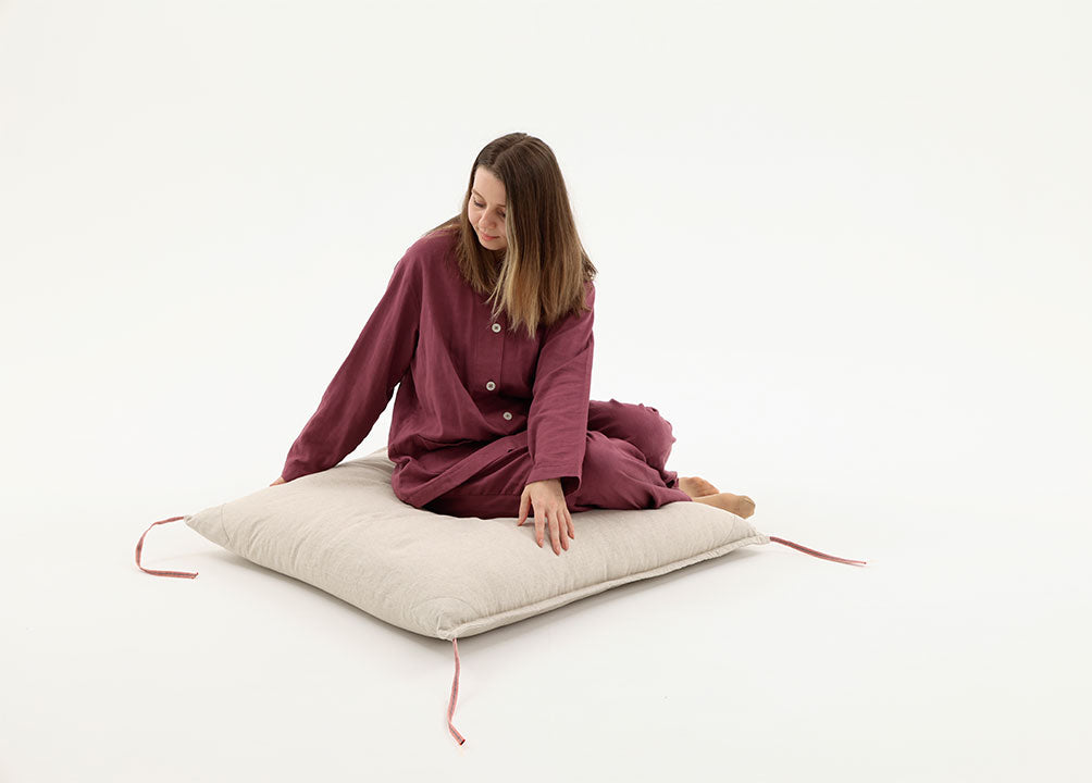 【座布団】　江戸座布団　リネン＆ラミー生地　羽根入り