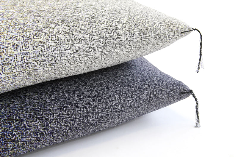 【座布団】江戸小紋 ちりめん生地 渦巻（銘仙判 / 全2色）